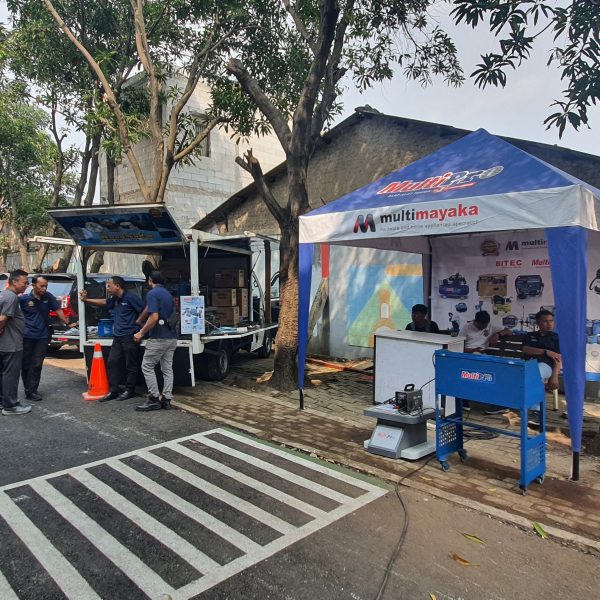 Stand Multipro Welding menampilkan mesin las dan aksesoris di LKS Nasional 2025 SMKN 4 Cakung